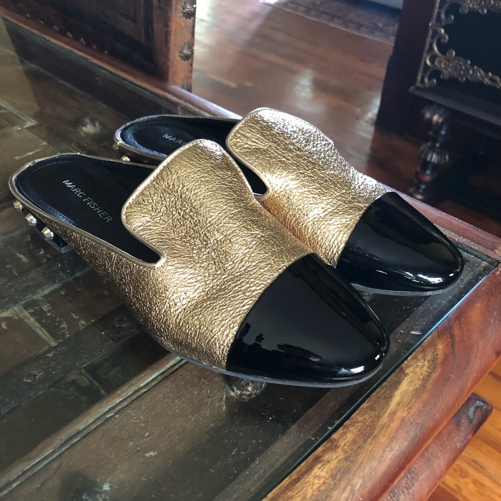 Black & gold metallic mules